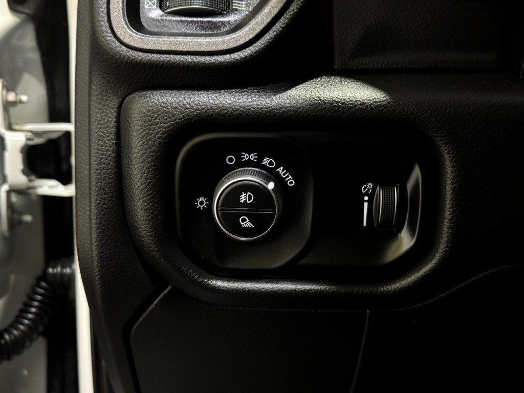 2022 RAM 2500 Image 25
