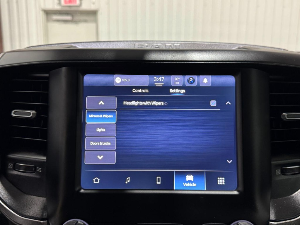 2022 RAM 2500 Image 40