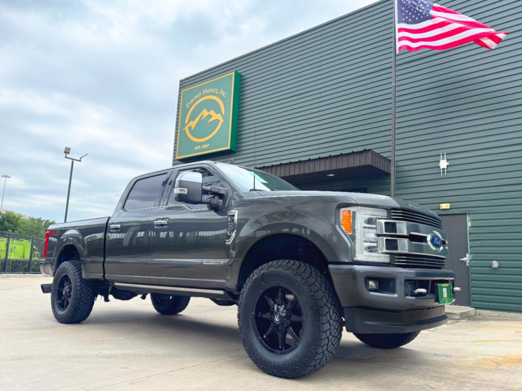 2019 Ford F-250 Image 2