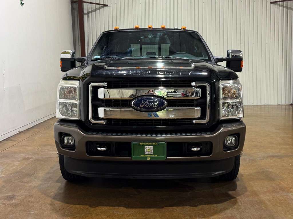 2015 Ford F-350 Image 2