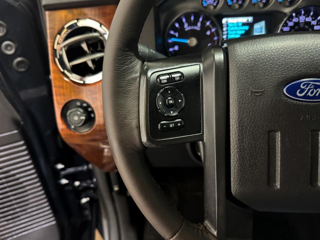 2015 Ford F-350 Image 20
