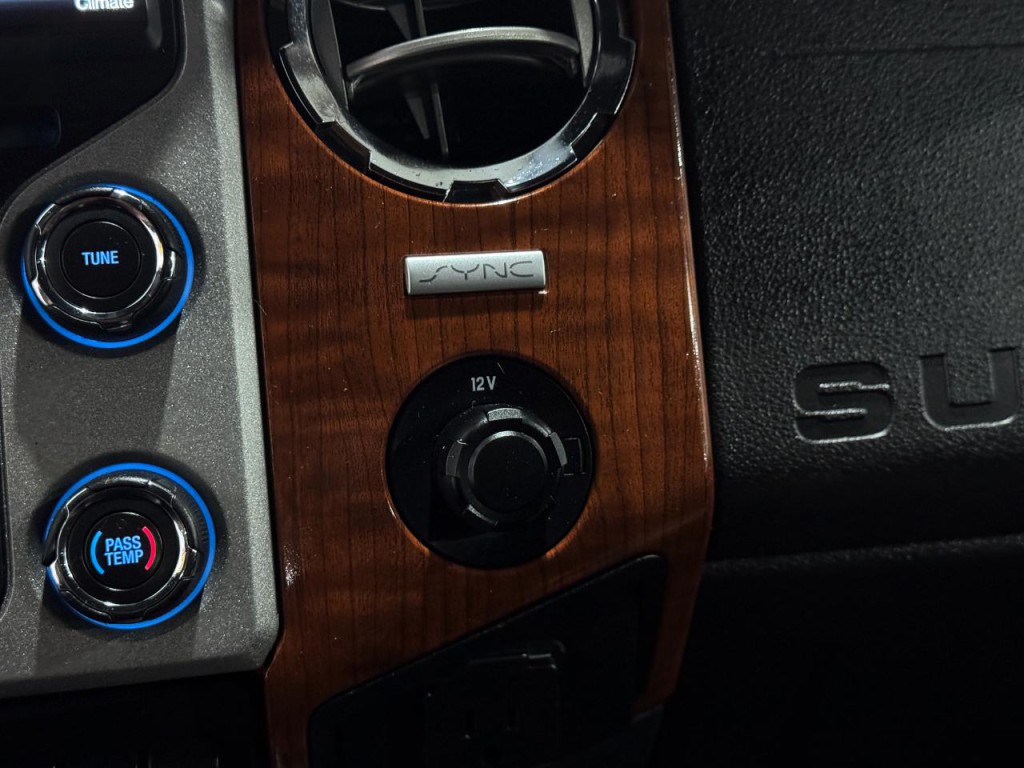 2015 Ford F-350 Image 25