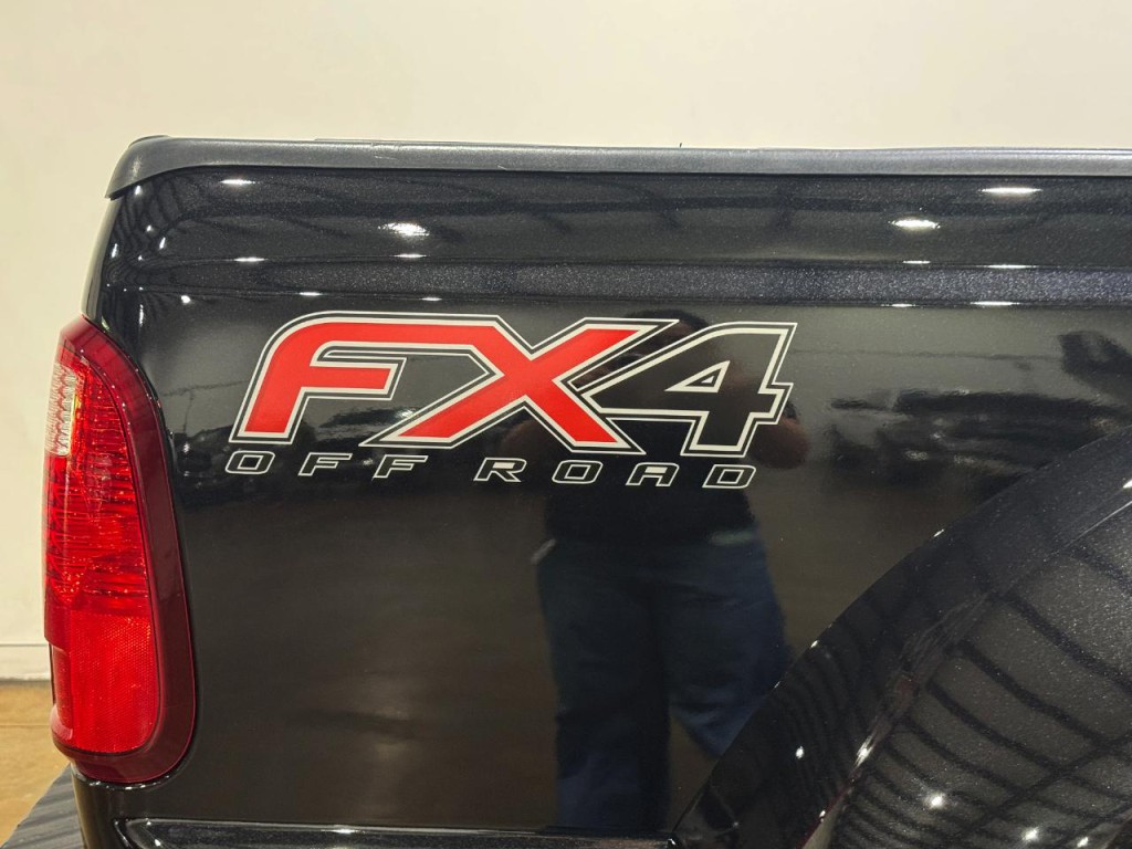 2015 Ford F-350 Image 39