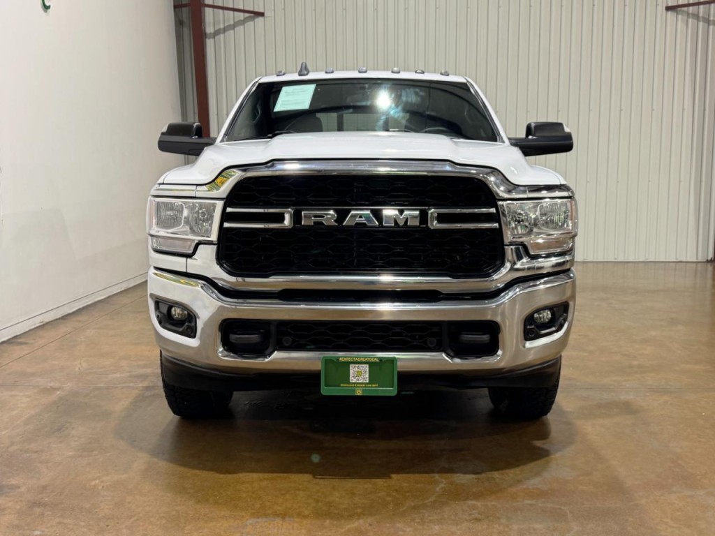 2022 RAM 2500 Image 2