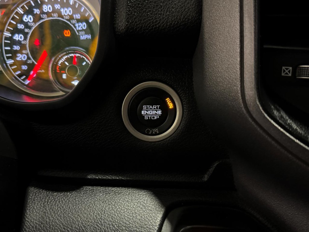 2022 RAM 2500 Image 31