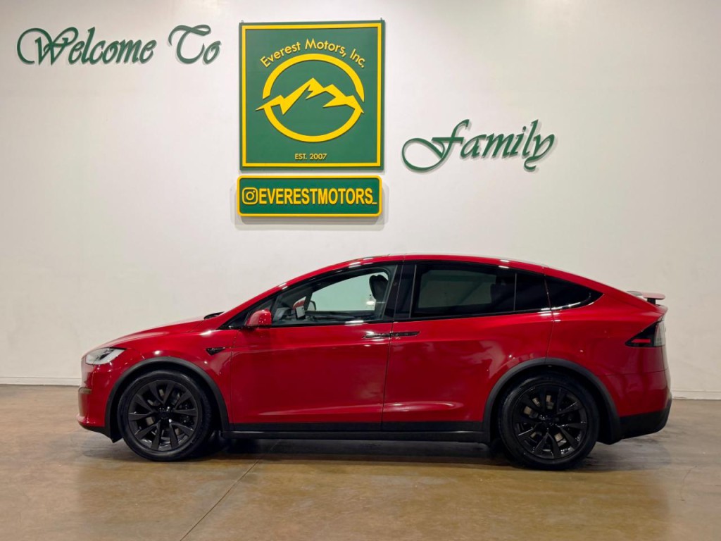 2023 Tesla Model X Image 4
