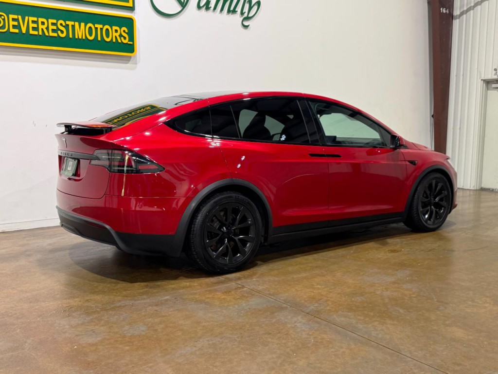 2023 Tesla Model X Image 7