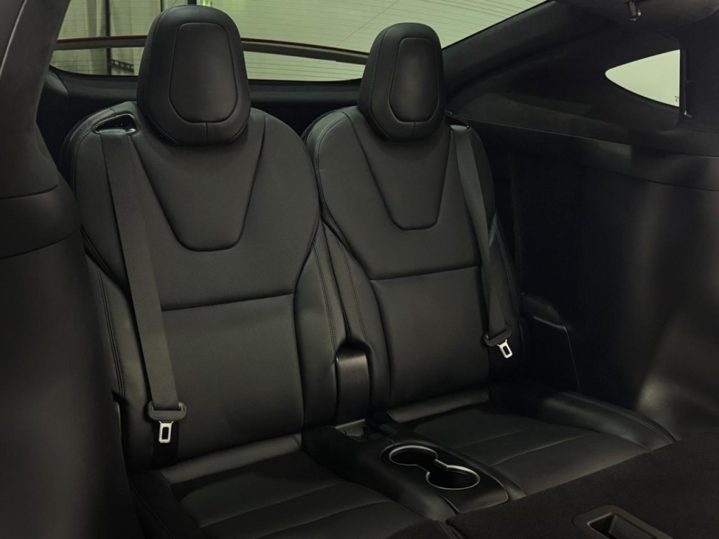 2023 Tesla Model X Image 15