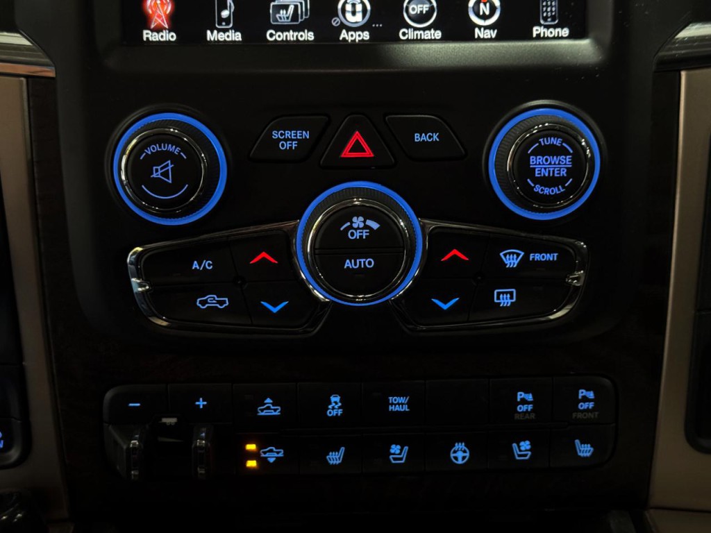 2015 RAM 1500 Image 8