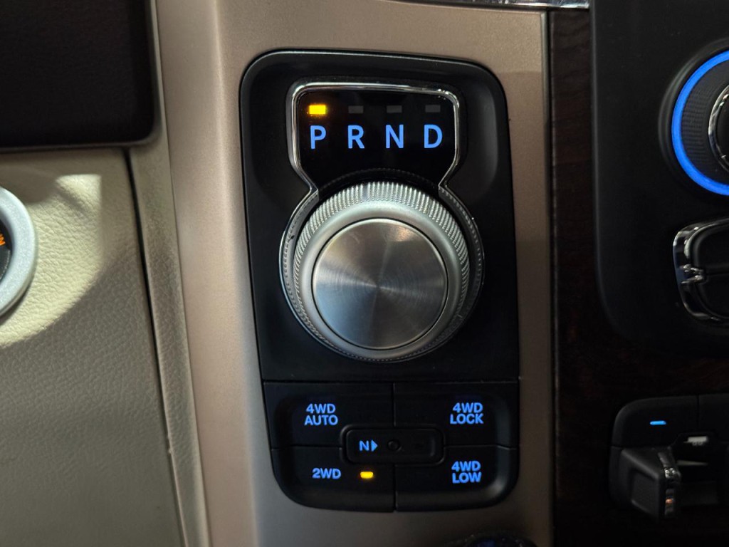 2015 RAM 1500 Image 9