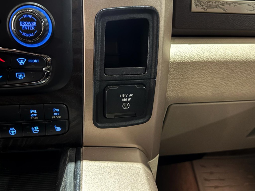 2015 RAM 1500 Image 11