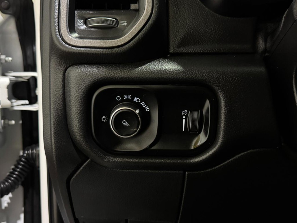 2022 RAM 2500 Image 25