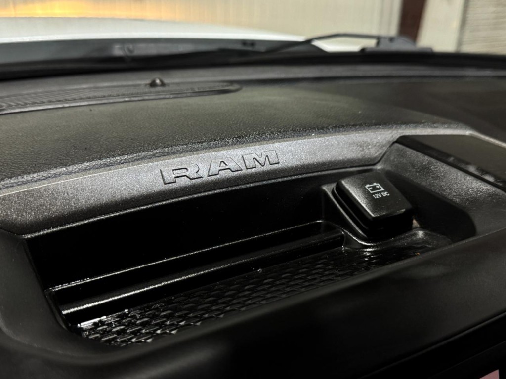2022 RAM 2500 Image 32