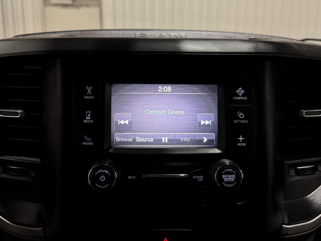 2022 RAM 2500 Image 35