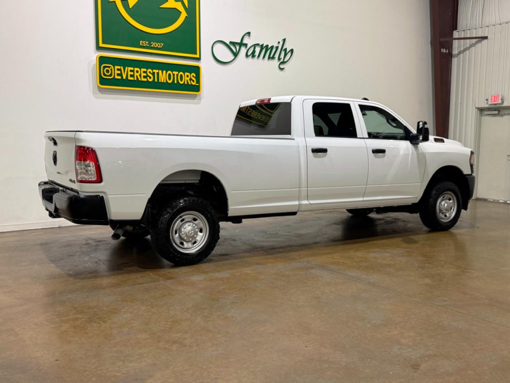 2023 RAM 2500 Image 8