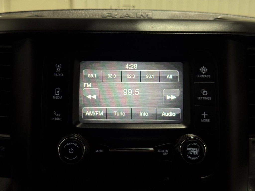 2023 RAM 2500 Image 32