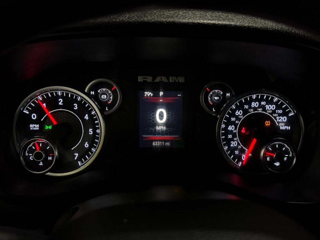 2023 RAM 2500 Image 41