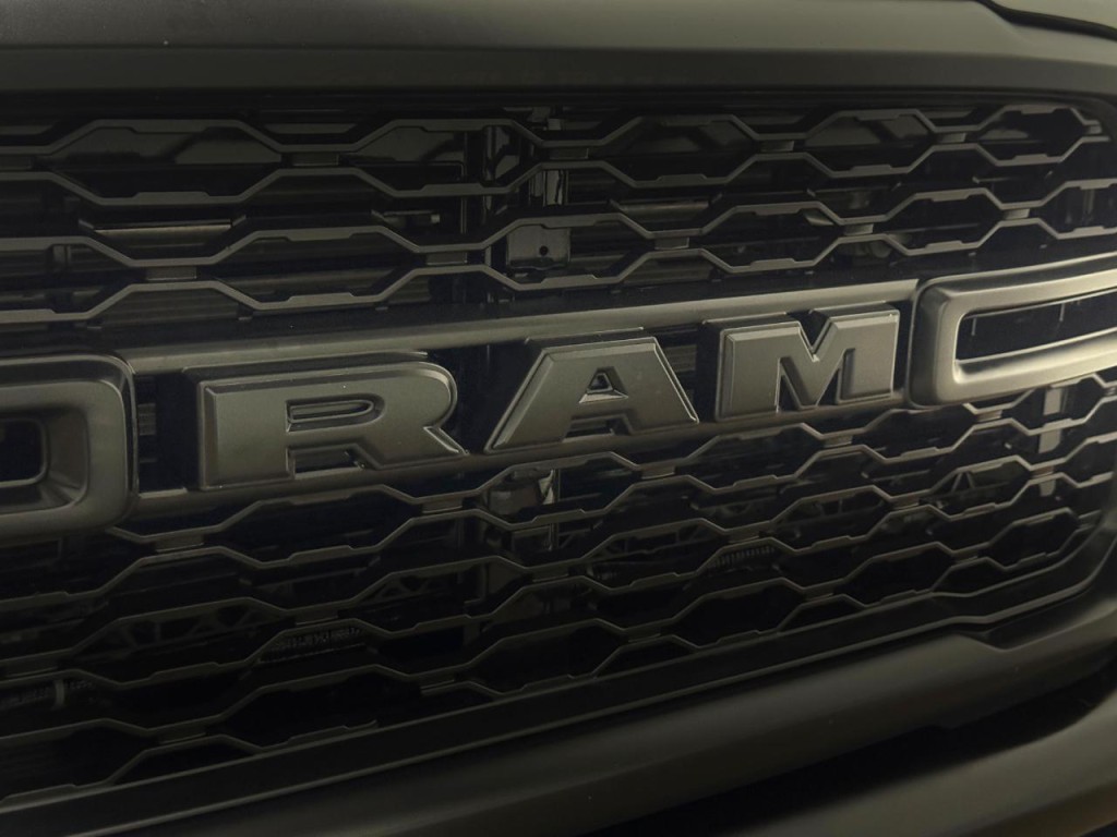 2023 RAM 2500 Image 43