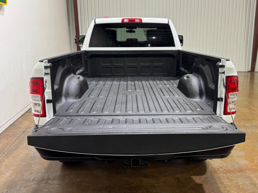 2023 RAM 2500 Image 46