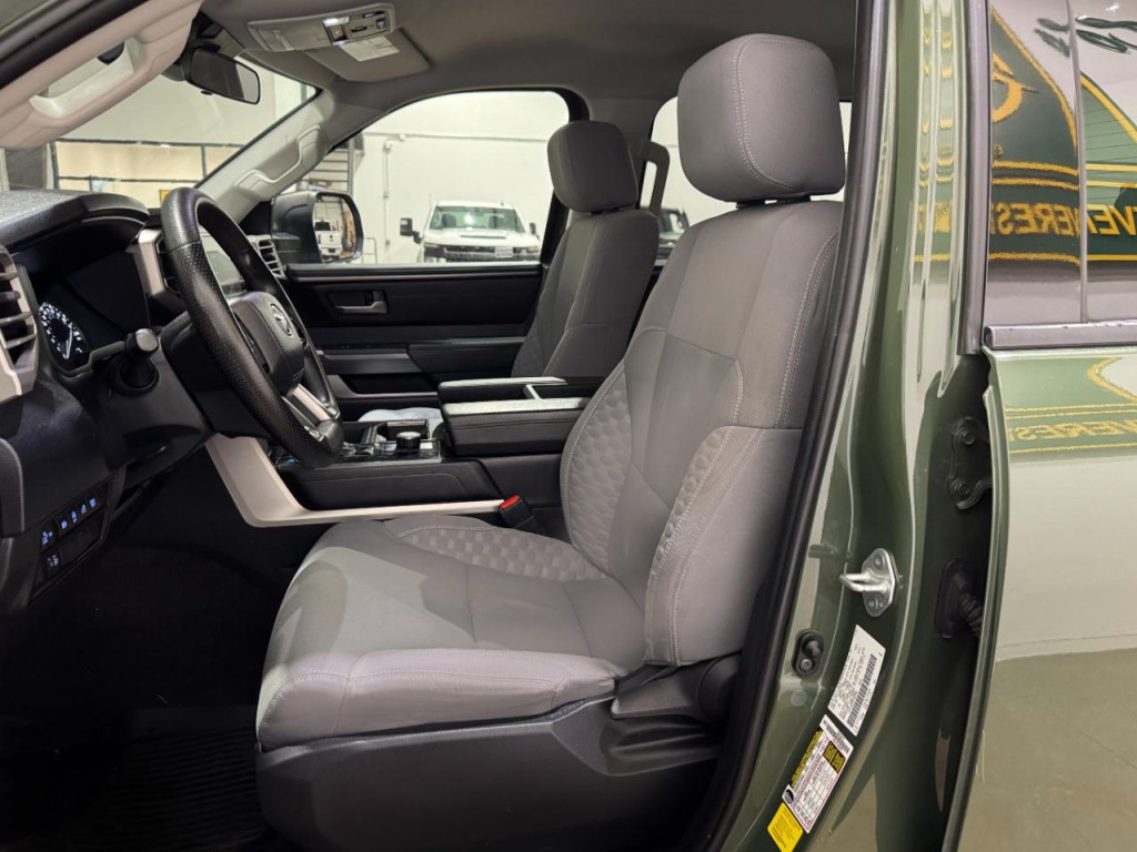 2023 Toyota Tundra Image 5