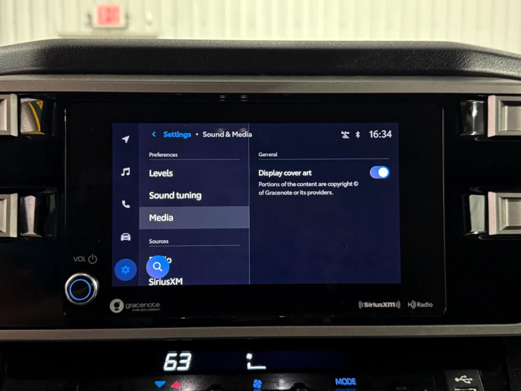 2023 Toyota Tundra Image 21