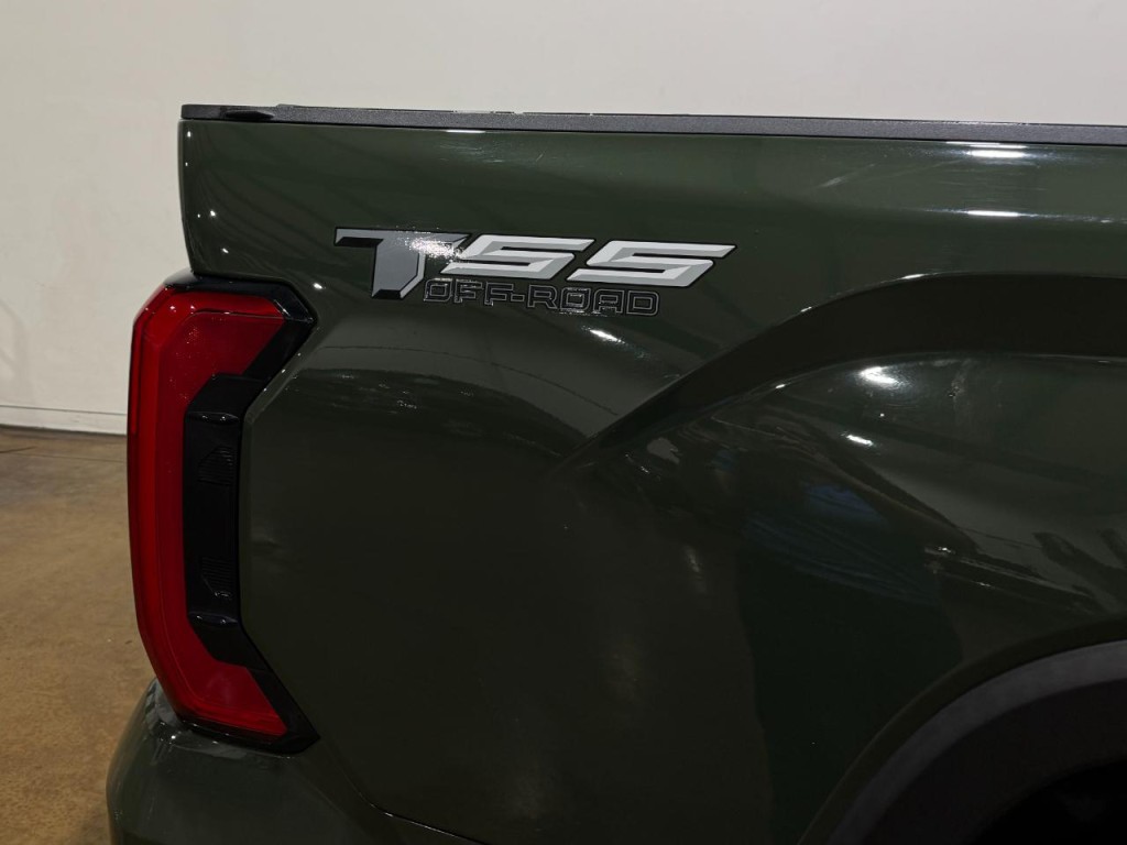 2023 Toyota Tundra Image 33