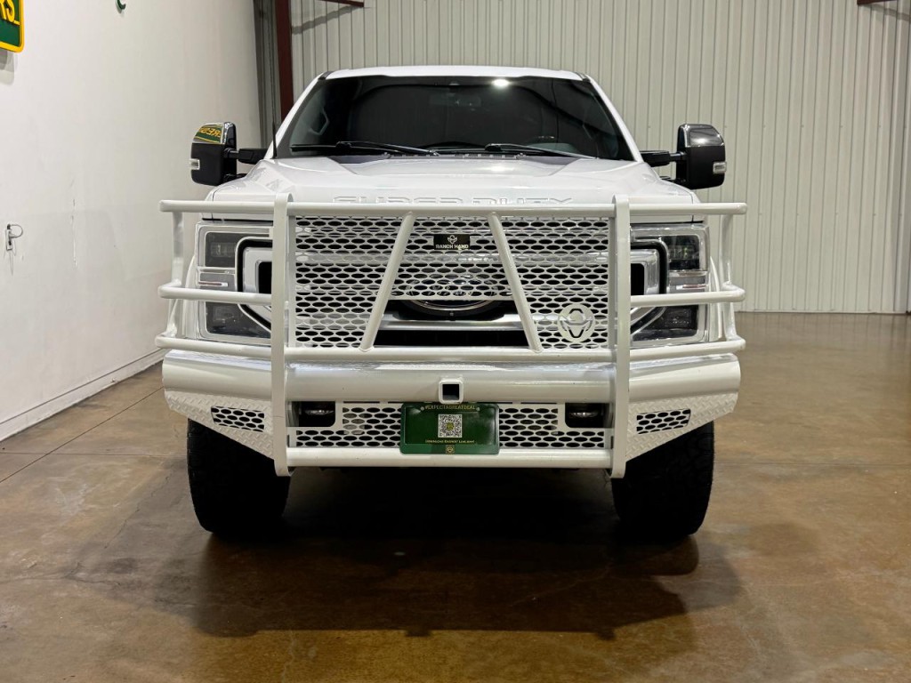 2022 Ford F-250 Image 2