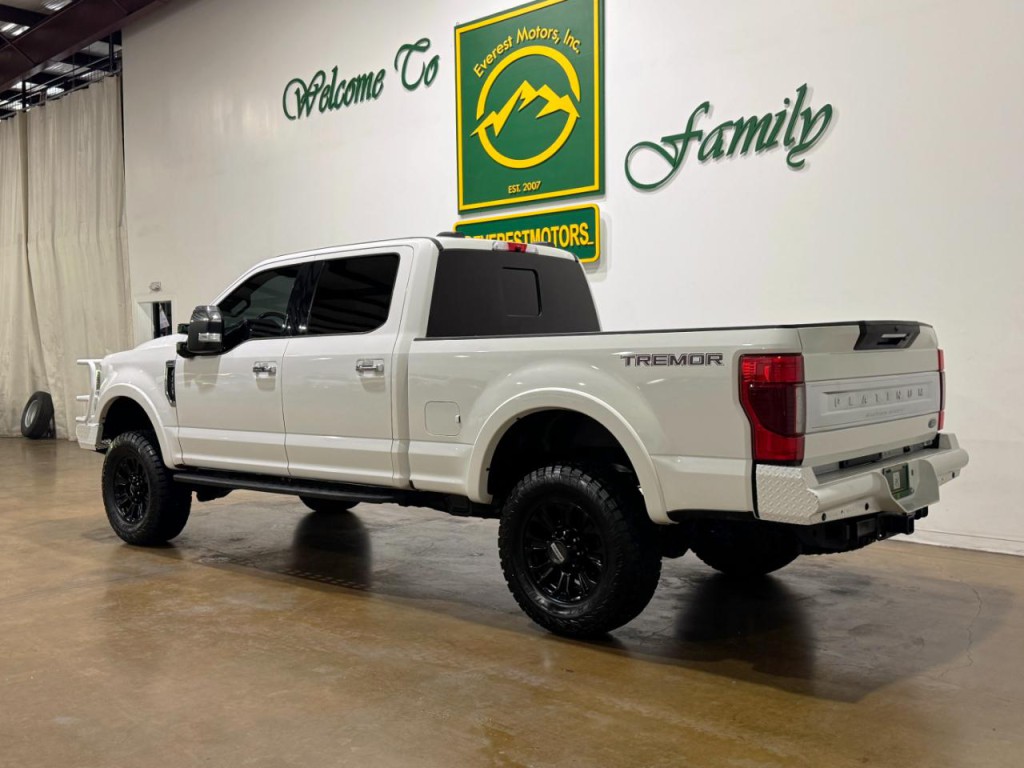 2022 Ford F-250 Image 6