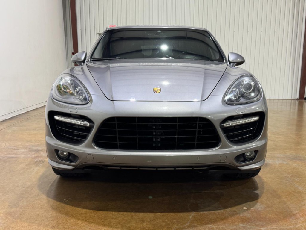 2014 Porsche Cayenne Image 3