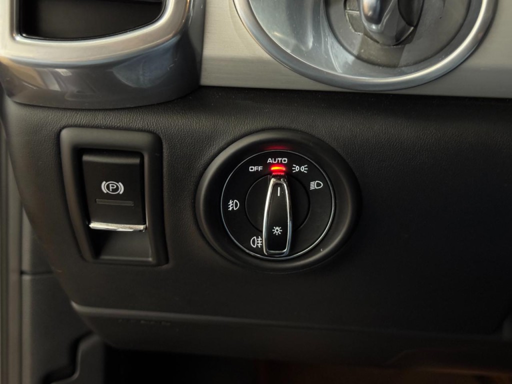 2014 Porsche Cayenne Image 29