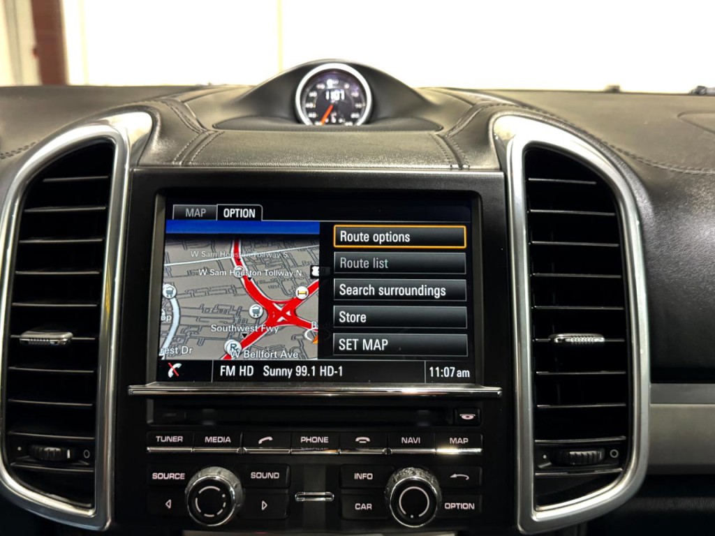 2014 Porsche Cayenne Image 41