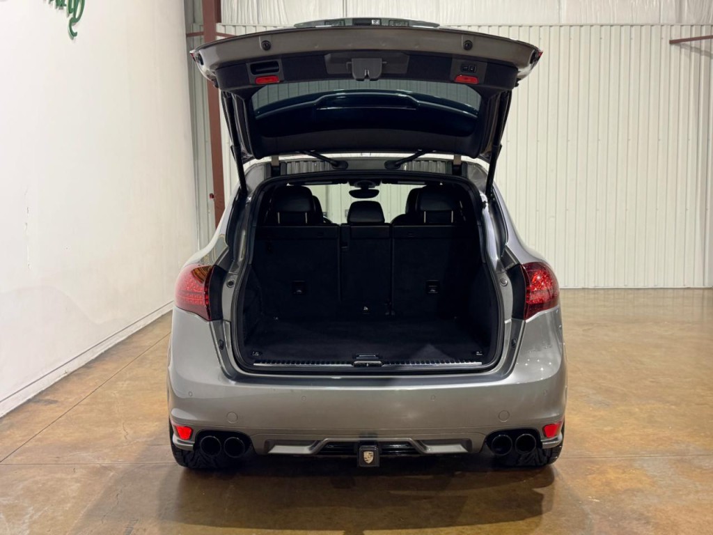 2014 Porsche Cayenne Image 55