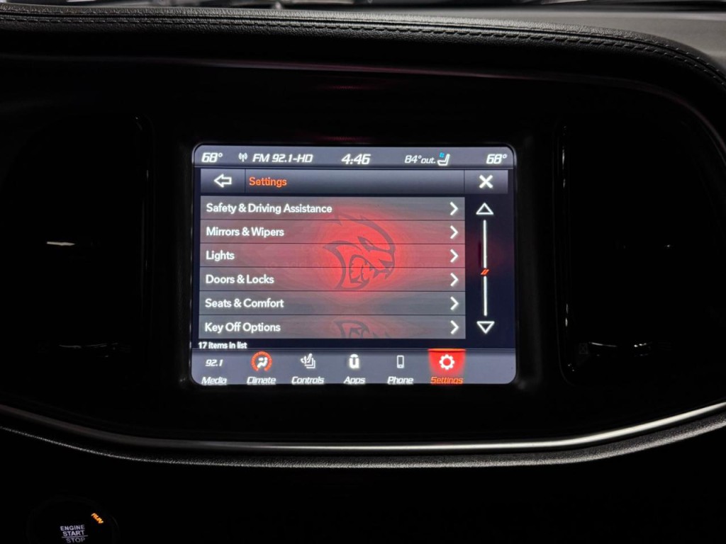 2020 Dodge Challenger Image 32