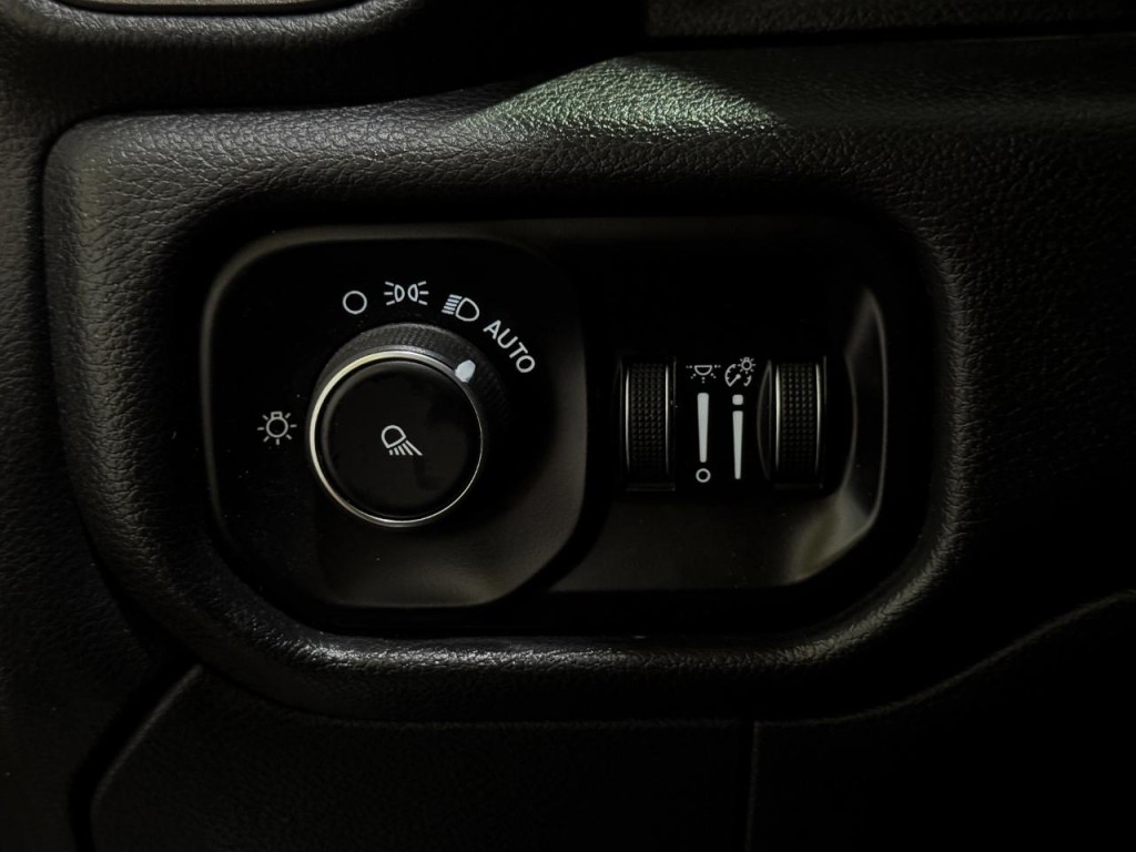 2019 RAM 3500 Image 4