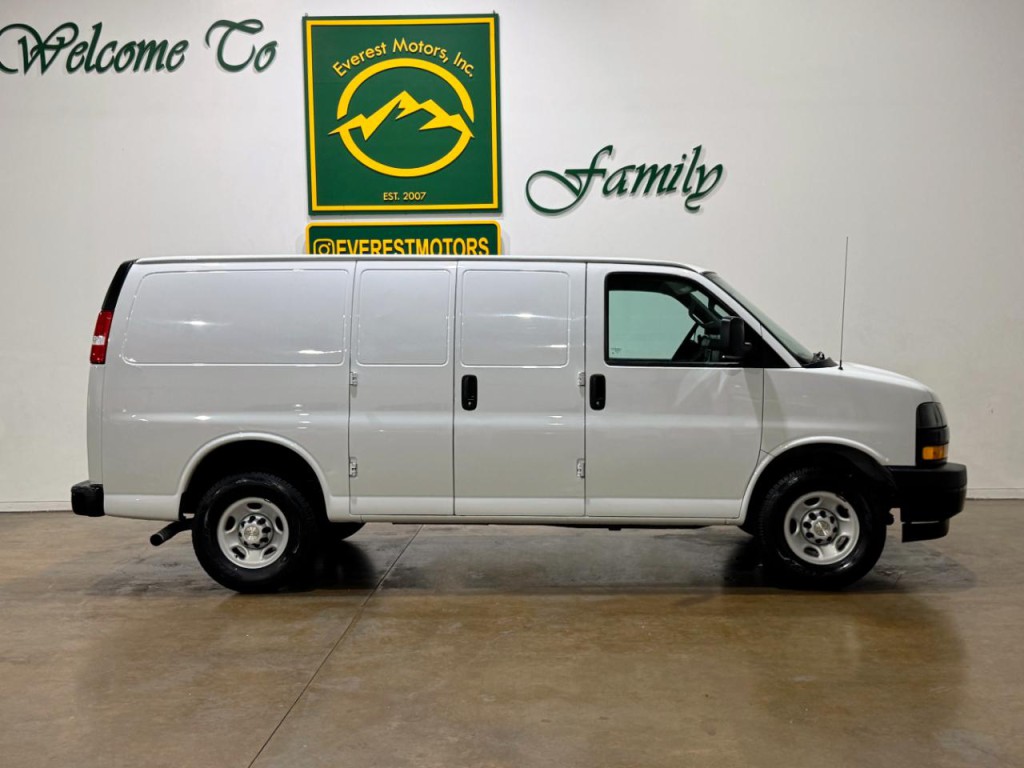 2020 Chevrolet Express Image 8