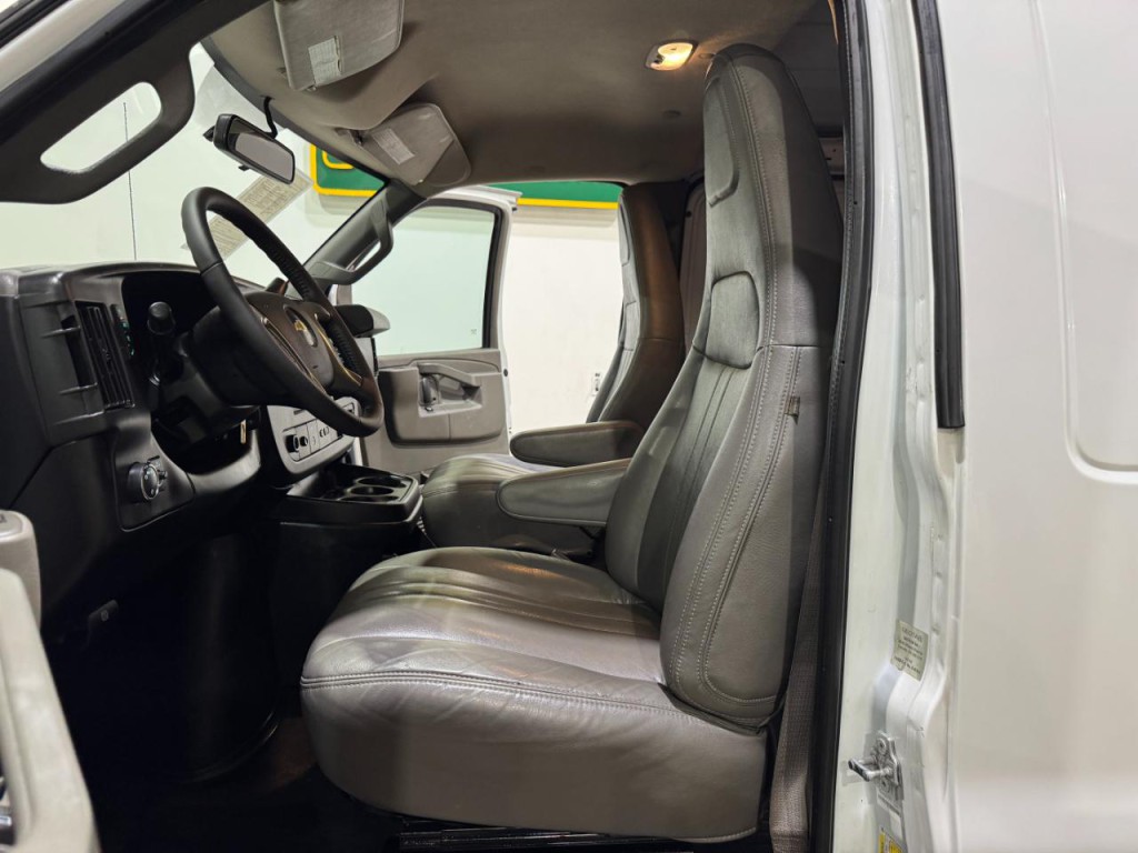 2020 Chevrolet Express Image 11