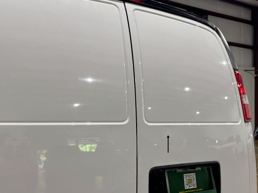 2020 Chevrolet Express Image 44