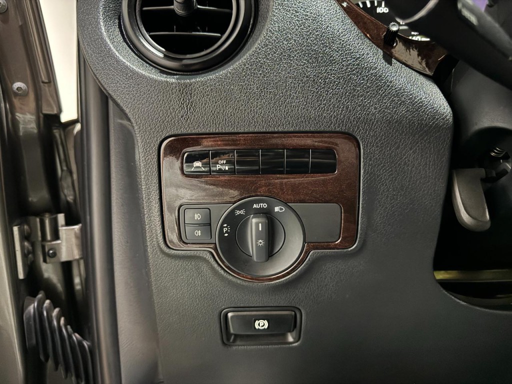 2016 Mercedes-Benz Metris Image 26