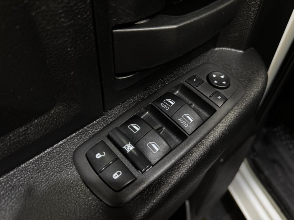 2022 RAM 2500 Image 25