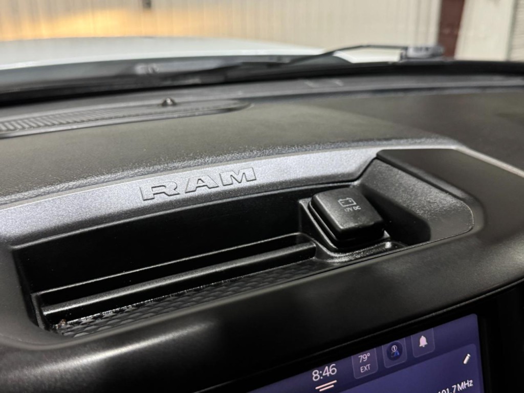 2022 RAM 2500 Image 32