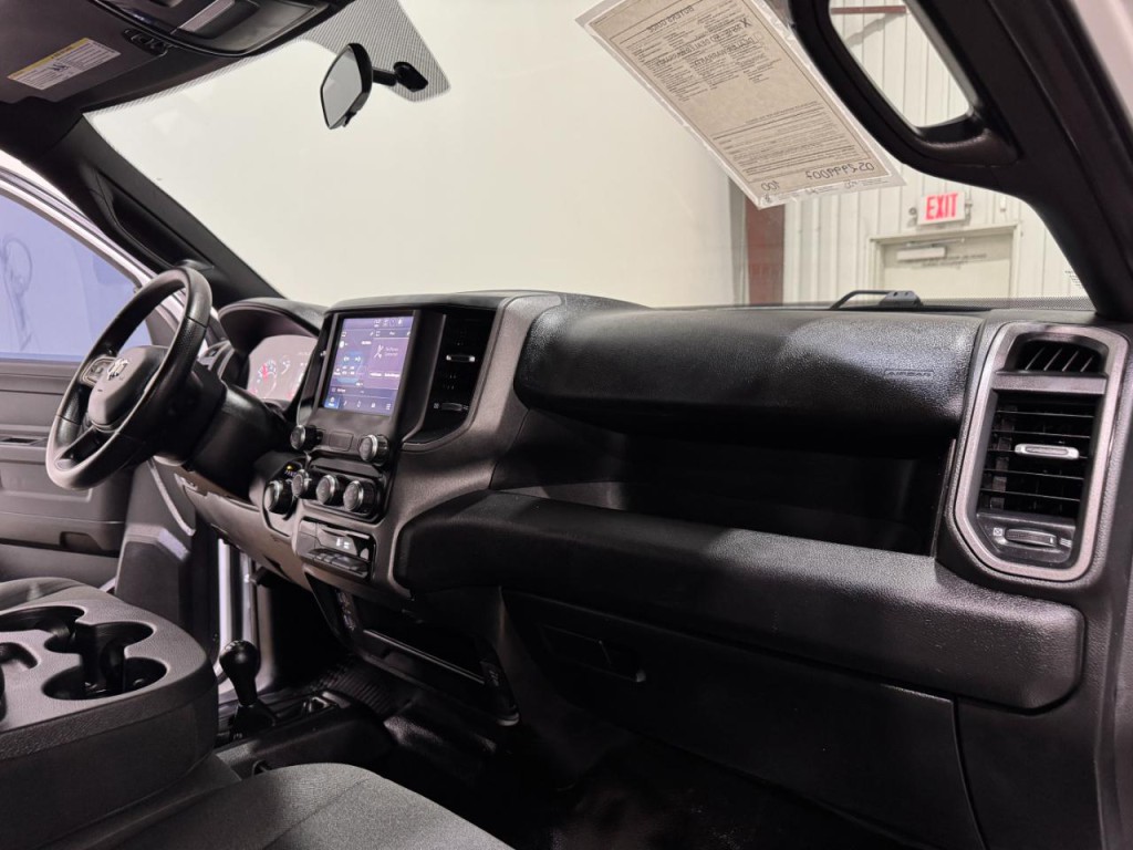 2023 RAM 2500 Image 11