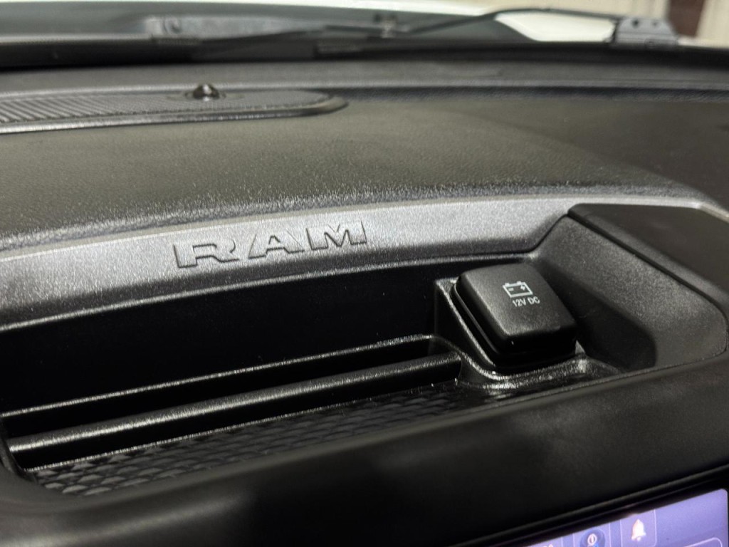 2023 RAM 2500 Image 30