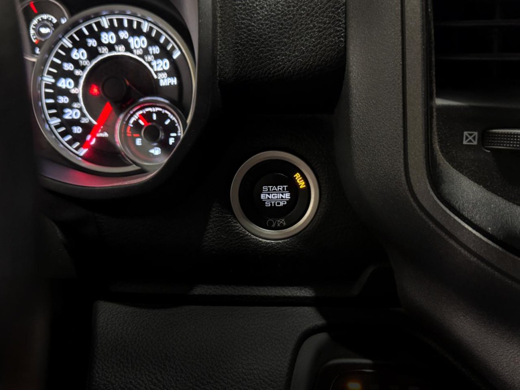 2023 RAM 2500 Image 5