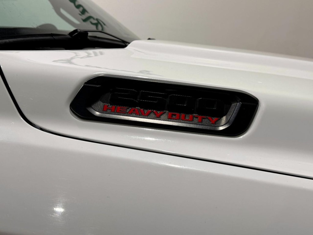 2023 RAM 2500 Image 33