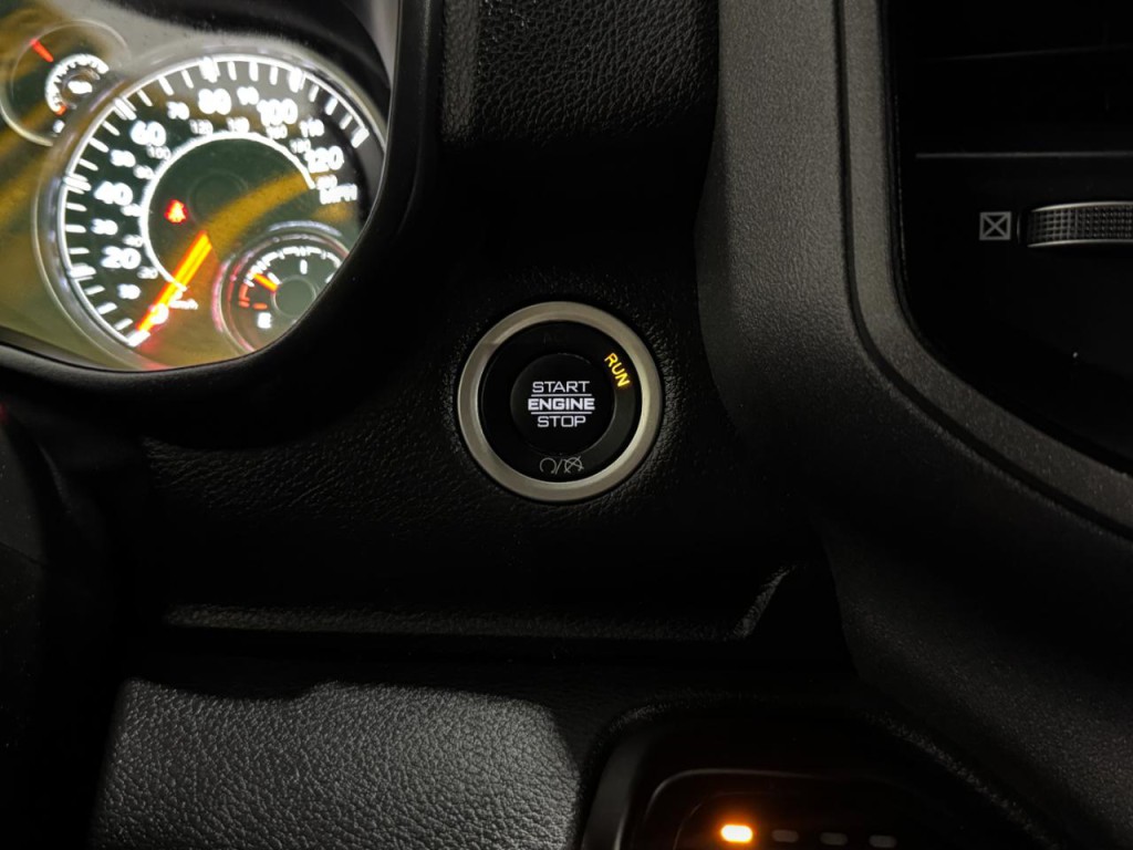 2023 RAM 2500 Image 29