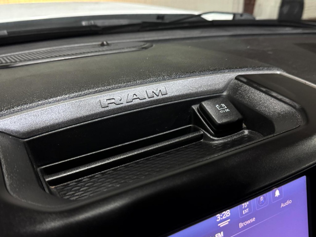 2023 RAM 2500 Image 30