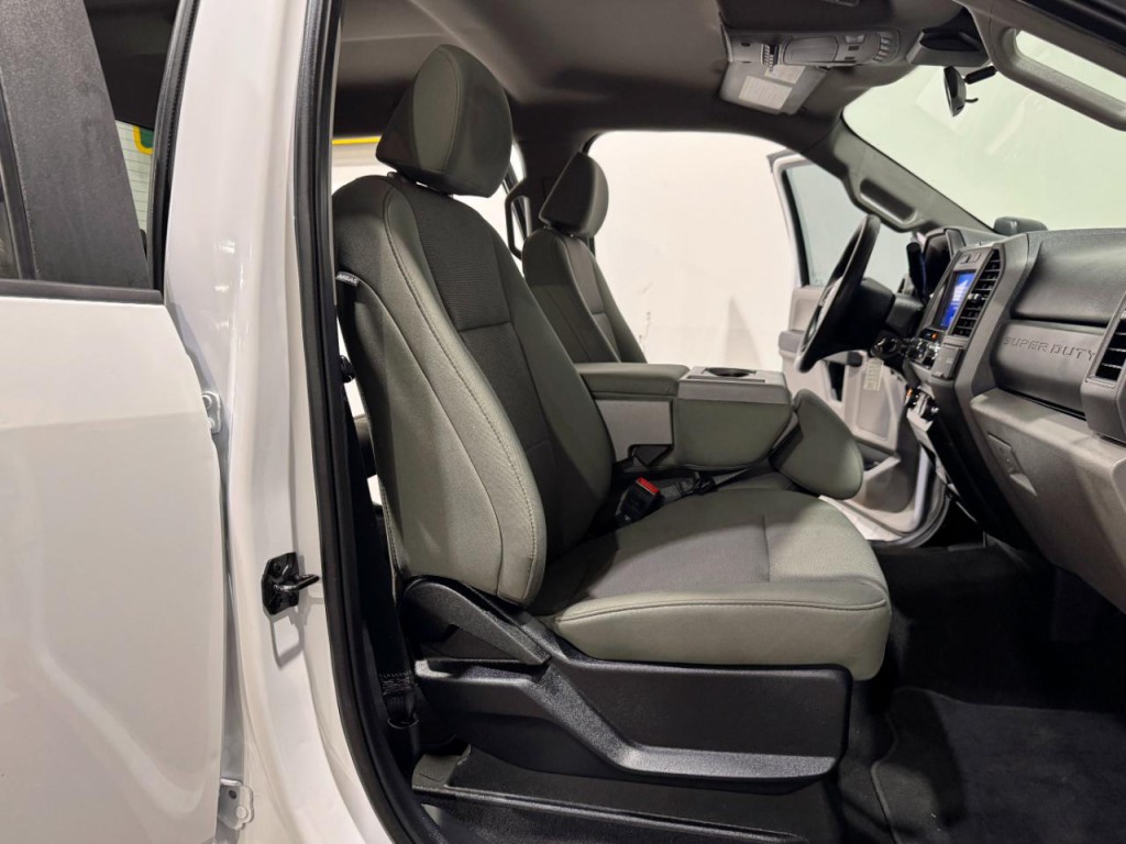 2021 Ford F-250 Image 13