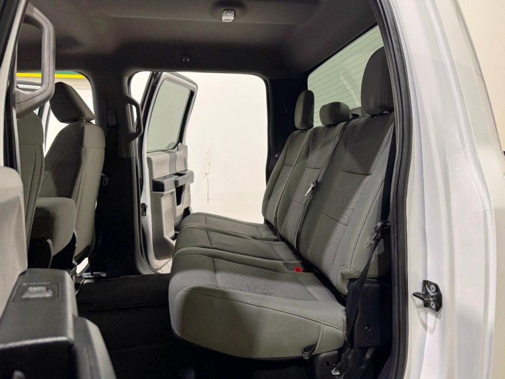 2021 Ford F-250 Image 17