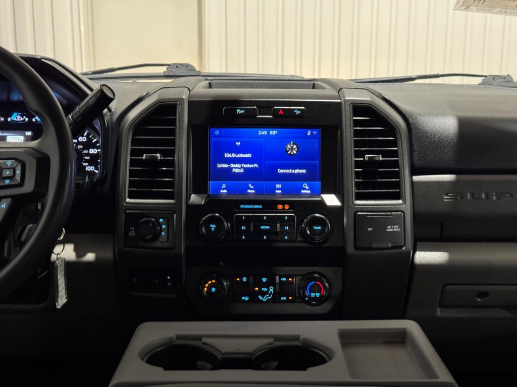 2021 Ford F-250 Image 21