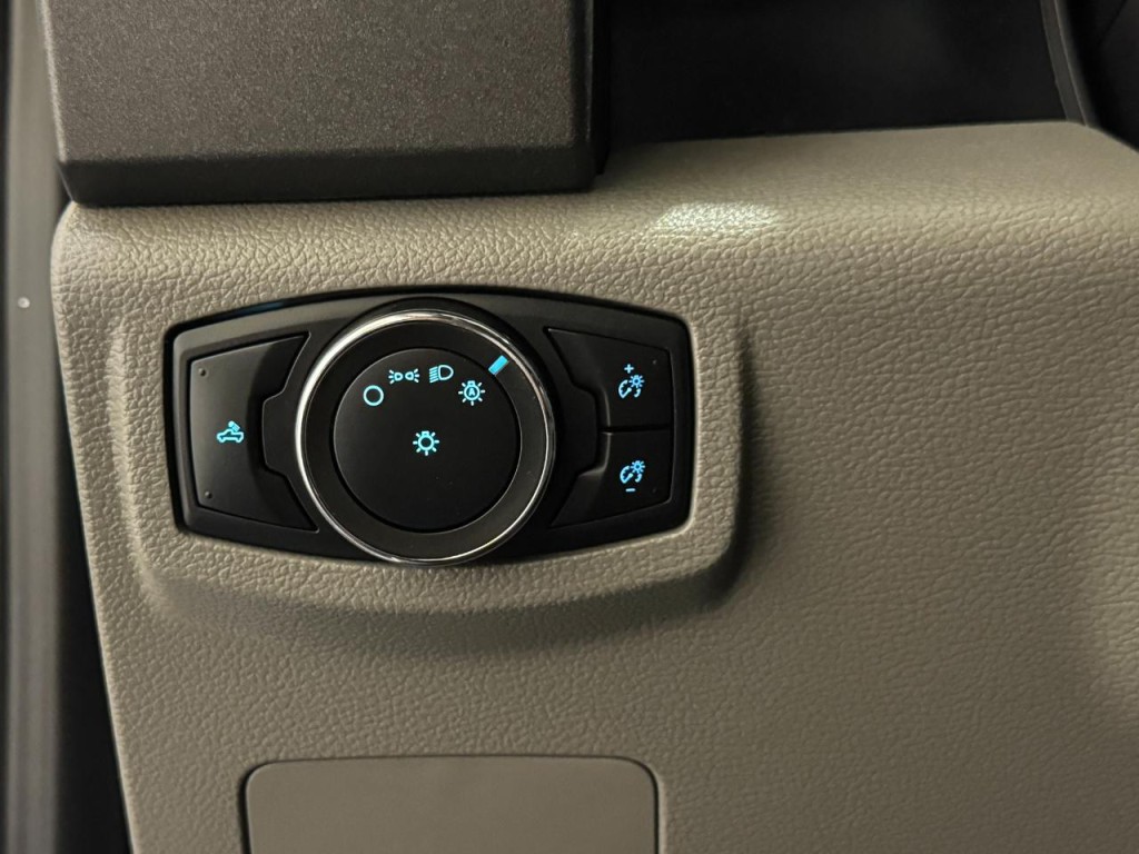 2021 Ford F-250 Image 47